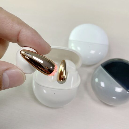  2025 Bluetooth Earbuds – Long Battery Life Wireless Gaming Earphones with Noise Cancellation