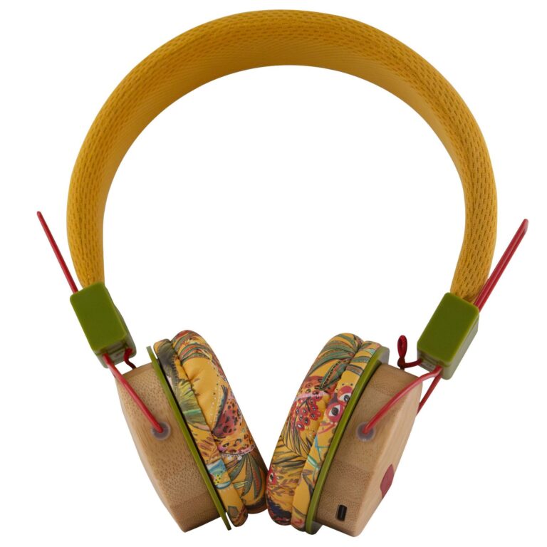 Foldable bamboo Bluetooth headphones with eco-friendly design from Shenzhen factory