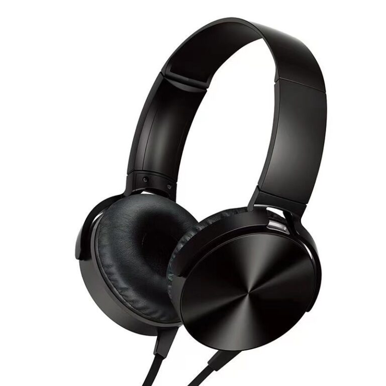 Wired Over-Ear 3.5mm Headphones for Smartphones with Noise Isolation