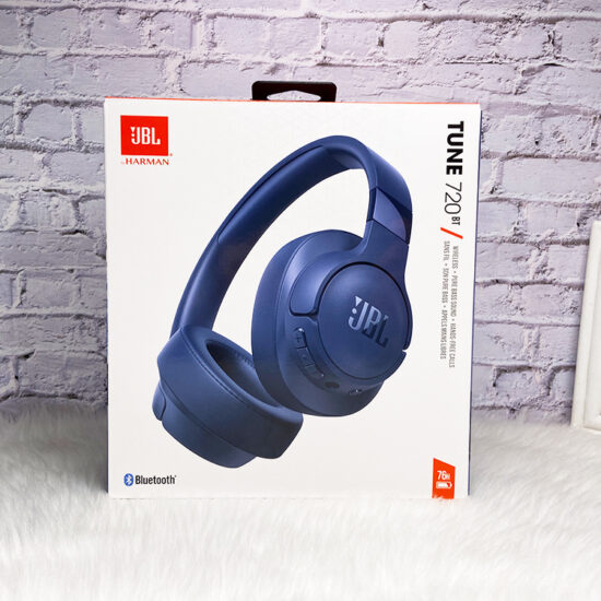  JBL TUNE 720BT Bluetooth Wireless Headphones with Microphone

