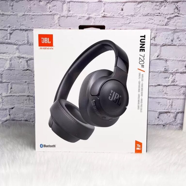 T720BT over-ear Bluetooth headphones with long battery life for music, gaming, sports, and calling