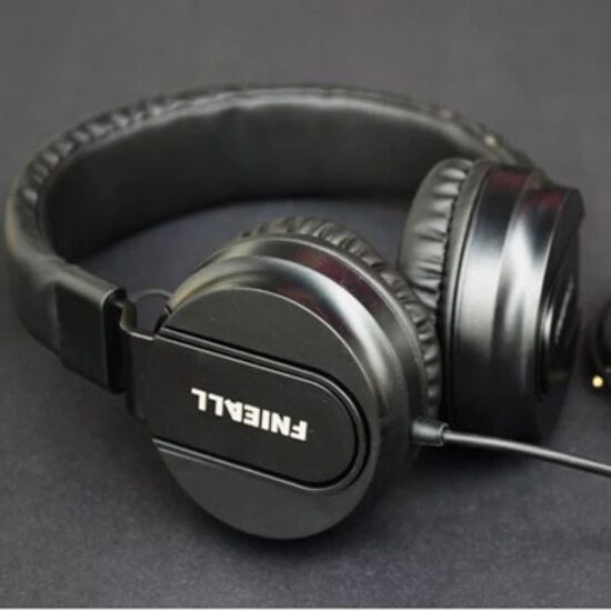 Wired Over-Ear Headphones with Type-C Connector and Built-in Microphone for Gaming and Music