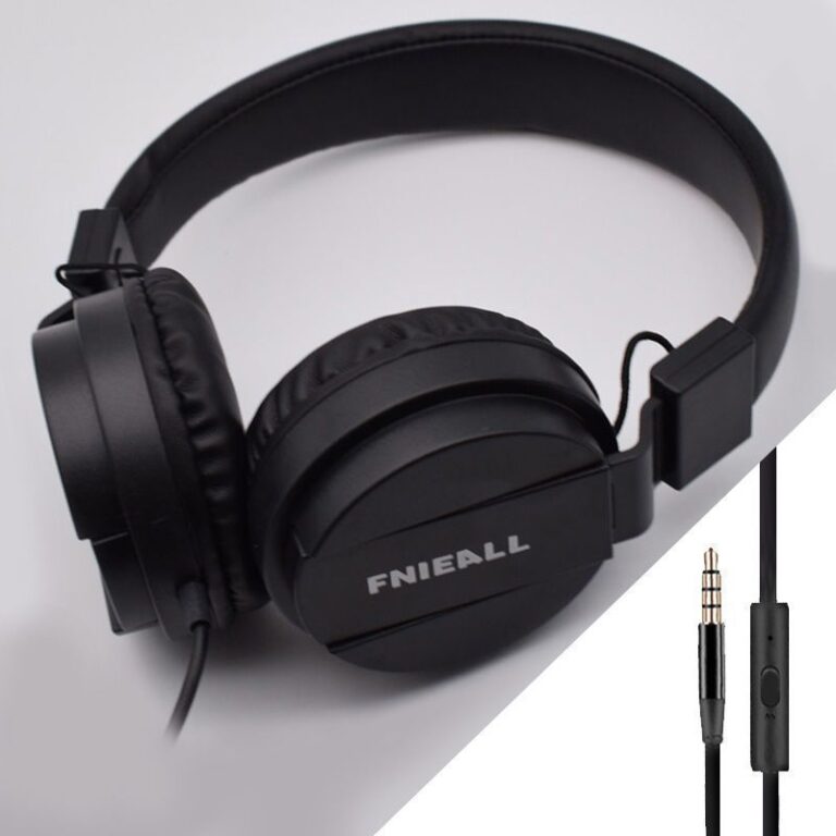 Wired Over-Ear Headphones with Type-C Connector and Built-in Microphone for Gaming and Music