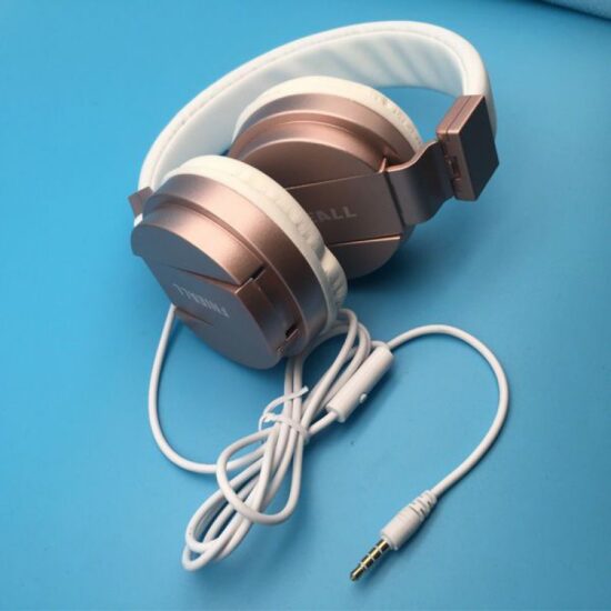 Wired Over-Ear Headphones with Type-C Connector and Built-in Microphone for Gaming and Music